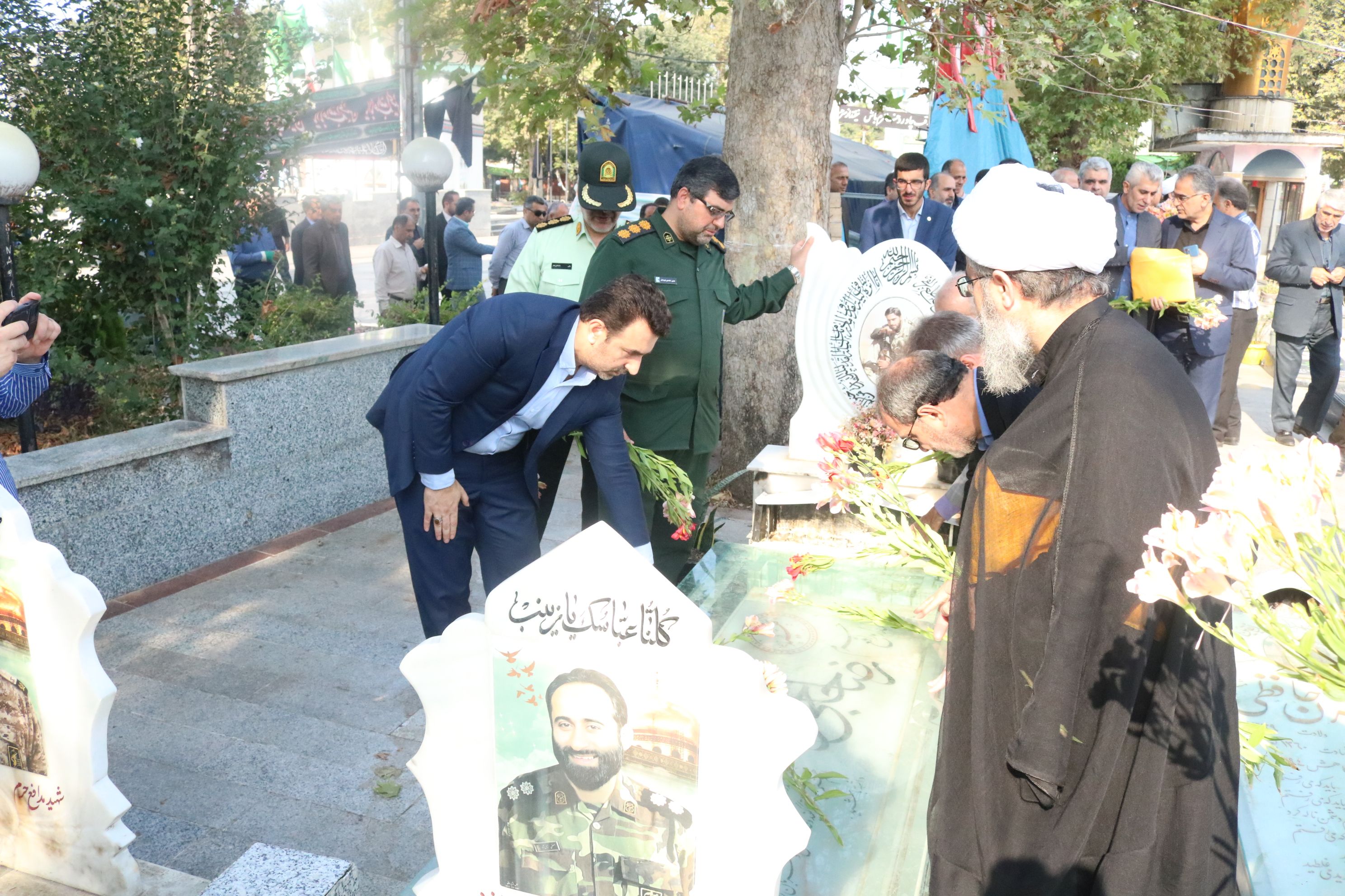 حضور رییس دانشگاه به مناسبت سالروز شهادت شهیدان رجائی و باهنر و آغاز هفته دولت در شهرستان آمل و ادای احترام به مقام شامخ شهیدان