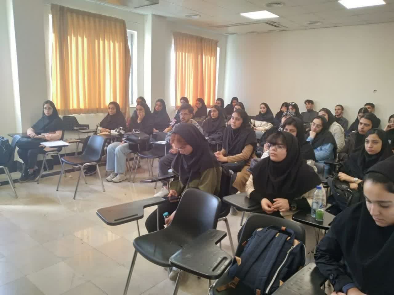 برگزاری مراسم معارفه دانشجویان دانشکده زیست فناوری نوورود سال تحصیلی 1403-1402