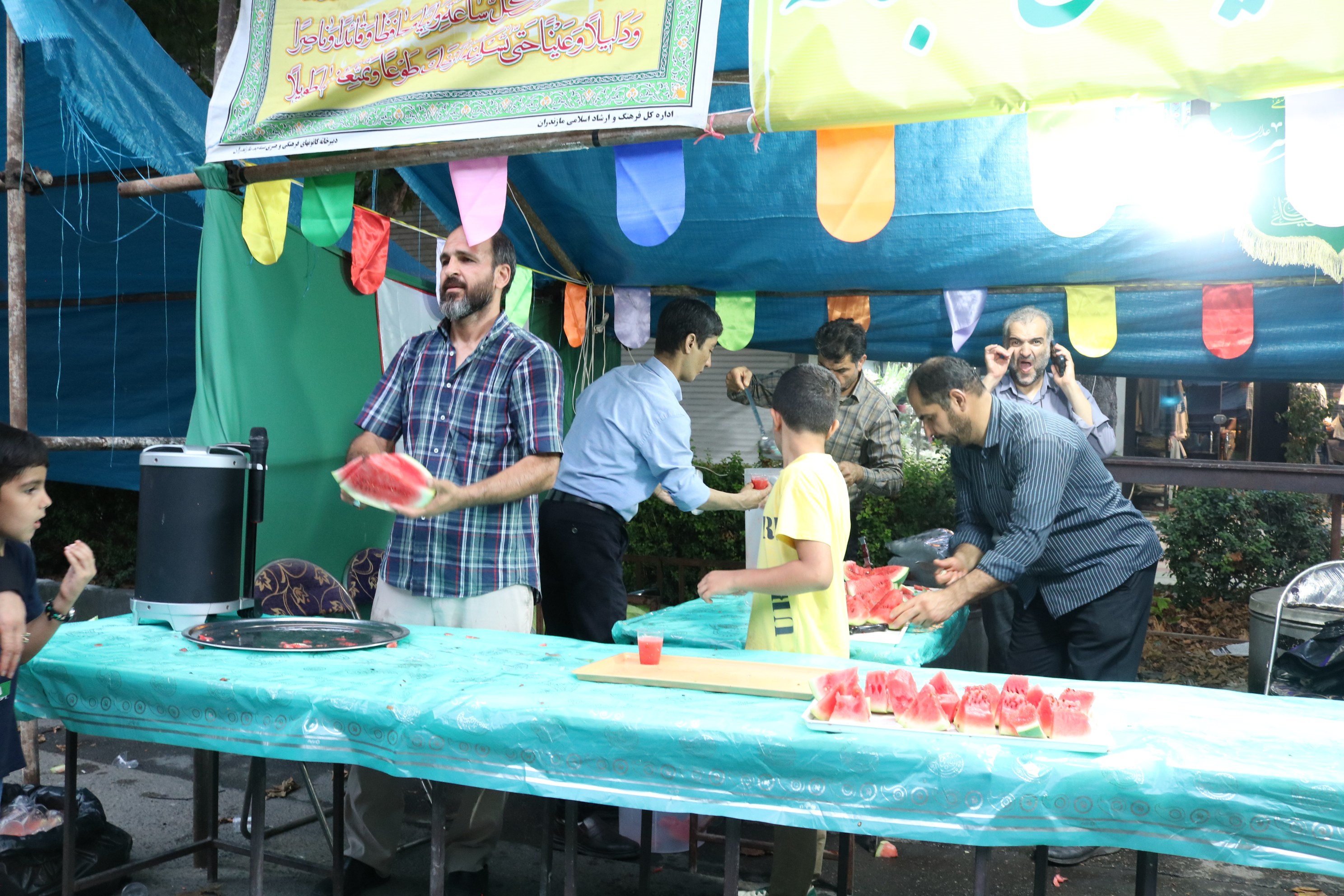 روز اول برپایی موکب دانشگاه به مناسبت جشن بزرگ غدیر شهرستان آمل 