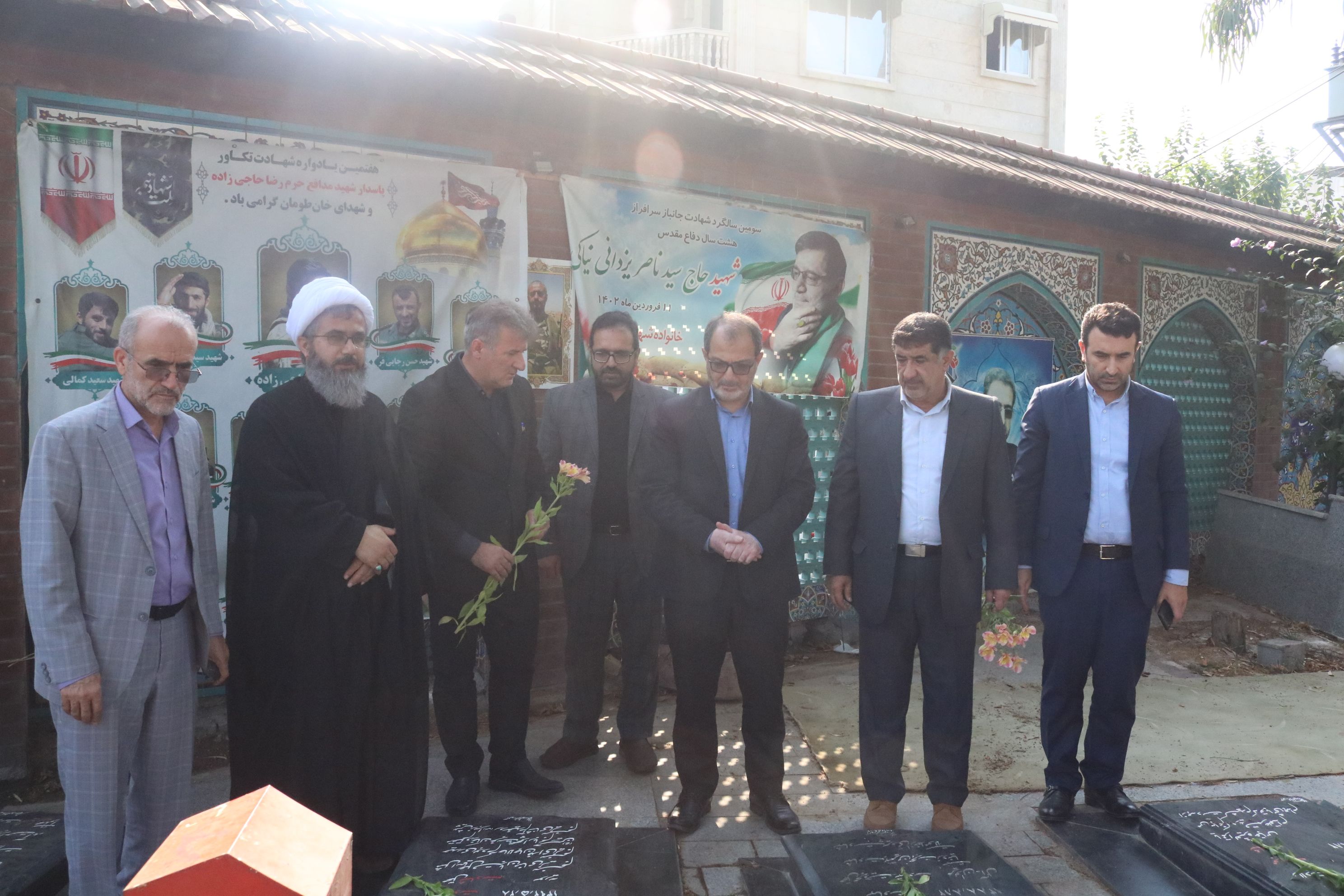 حضور رییس دانشگاه به مناسبت سالروز شهادت شهیدان رجائی و باهنر و آغاز هفته دولت در شهرستان آمل و ادای احترام به مقام شامخ شهیدان