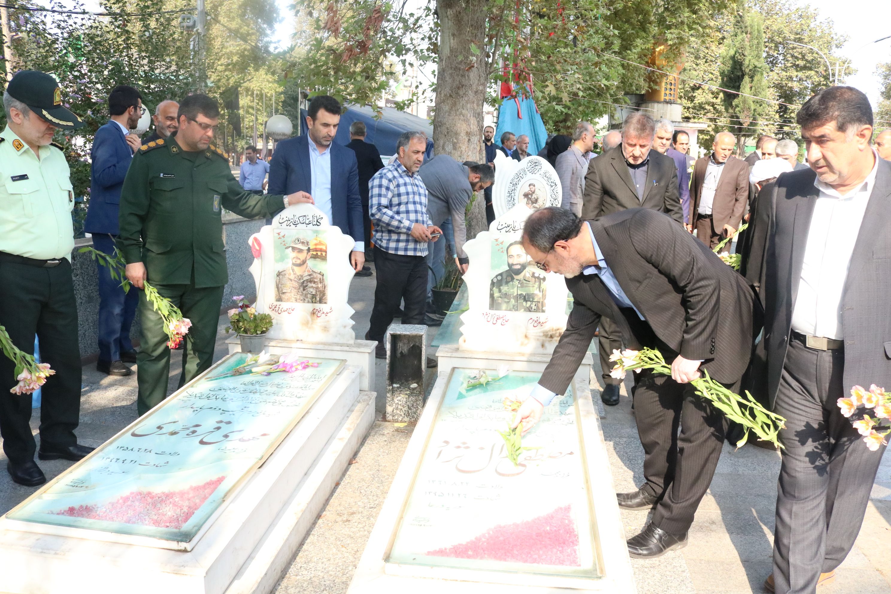 حضور رییس دانشگاه به مناسبت سالروز شهادت شهیدان رجائی و باهنر و آغاز هفته دولت در شهرستان آمل و ادای احترام به مقام شامخ شهیدان