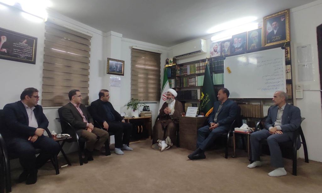  دیدار و گفتگوی اعضای هیات رئیسه دانشگاه با امام جمعه شهر آمل
