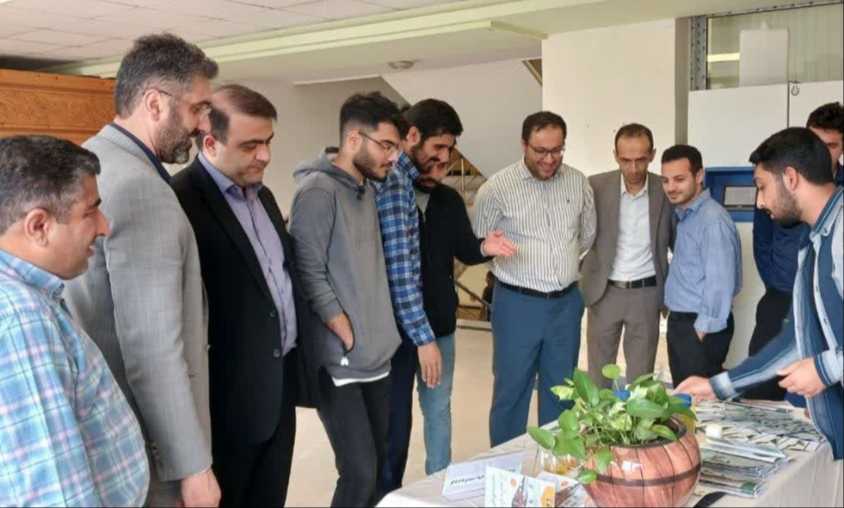 The Establishment of an Exhibition of Products and Achievements of the Scientific Association of the Faculty of Medicinal Plants