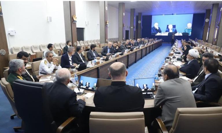 حضور دکتر جعفری در نشست استاندار مازندران با روسای دانشگاه های استان / تأکید بر برگزاری حضوری کلاس ها و نقش آفرینی دانشگاه ها در توسعه استان