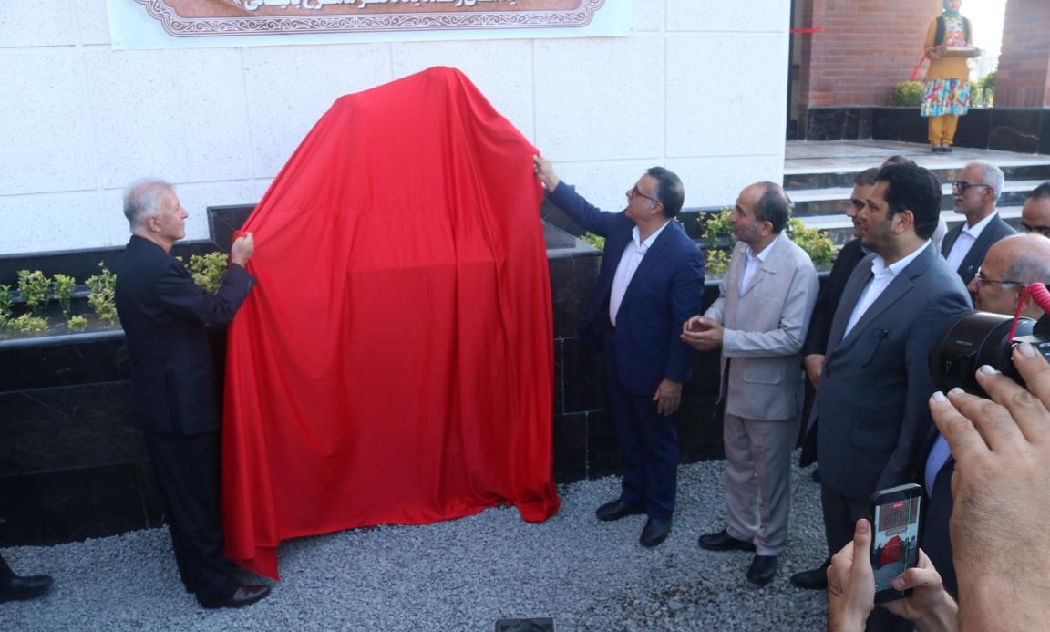 در مسیر توسعه زیرساخت های علمی و رفاهی؛ افتتاح ساختمان خدمات رفاهی و کلنگ زنی دانشکده زیست فناوری دانشگاه تخصصی فناوری های نوین آمل