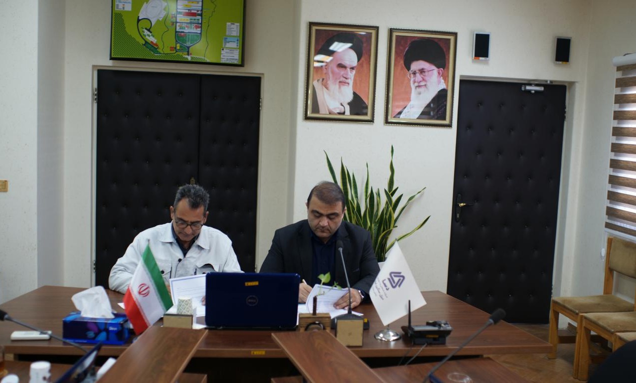 توسعه تعاملات دانشگاه و صنعت با امضای تفاهم نامه همکاری با شرکت دسا (دیزل سنگین ایران) 