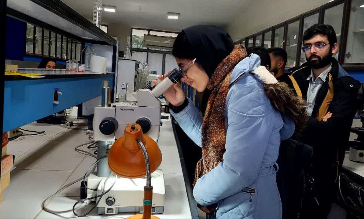 بازدید علمی دانشجویان از مرکز تحقیقات کشاورزی مازندران 