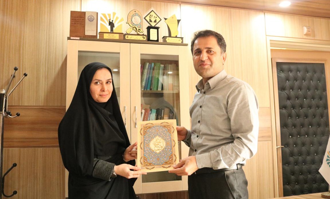 تقدیر از همکاران حوزه مالی دانشگاه به مناسبت روز حسابداری