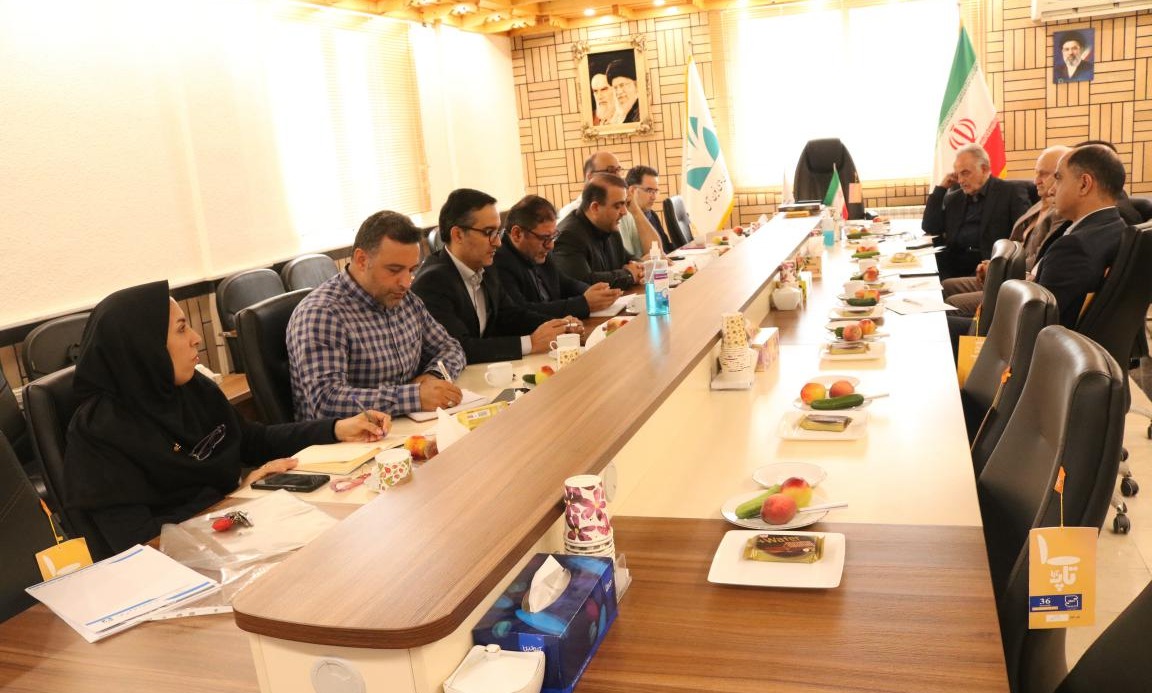 عزم دانشگاه برای تحول در تعامل با جامعه؛ نشست راهبردی با کارآفرینان، صنعتگران و خیرین نیک اندیش شهرستان آمل 