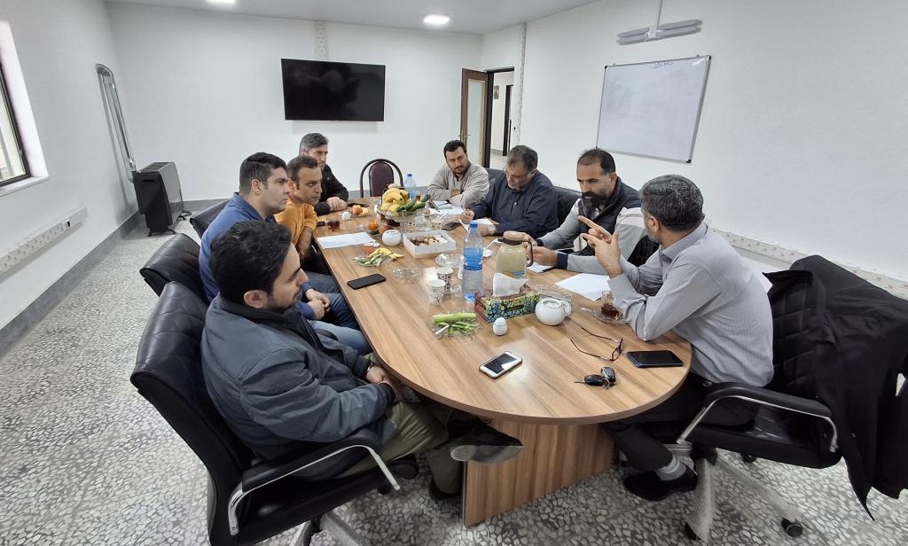 نشست معاون توسعه مدیریت و منابع دانشگاه با پیمانکاران پروژه های عمرانی