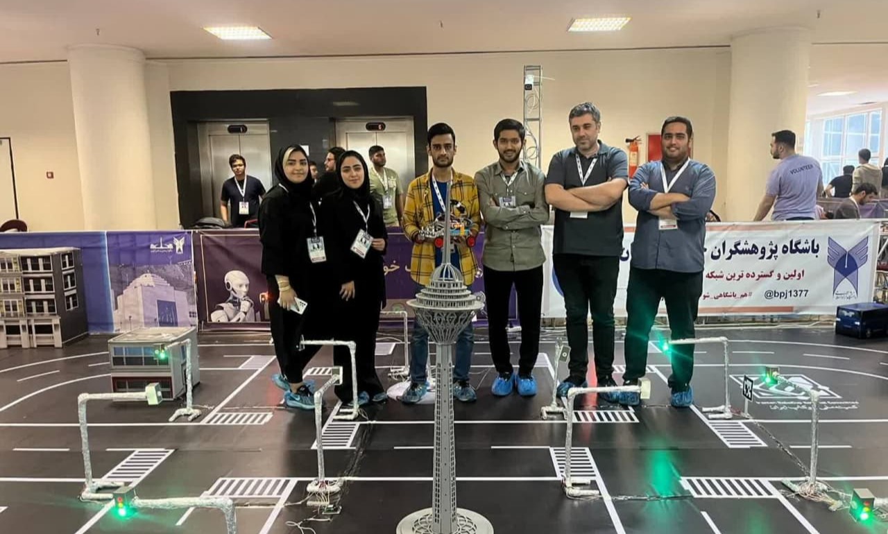 کسب مقام چهارم در مسابقات بین المللی روبوکاپ توسط تیم رباتیک دانشگاه (روبونوین)