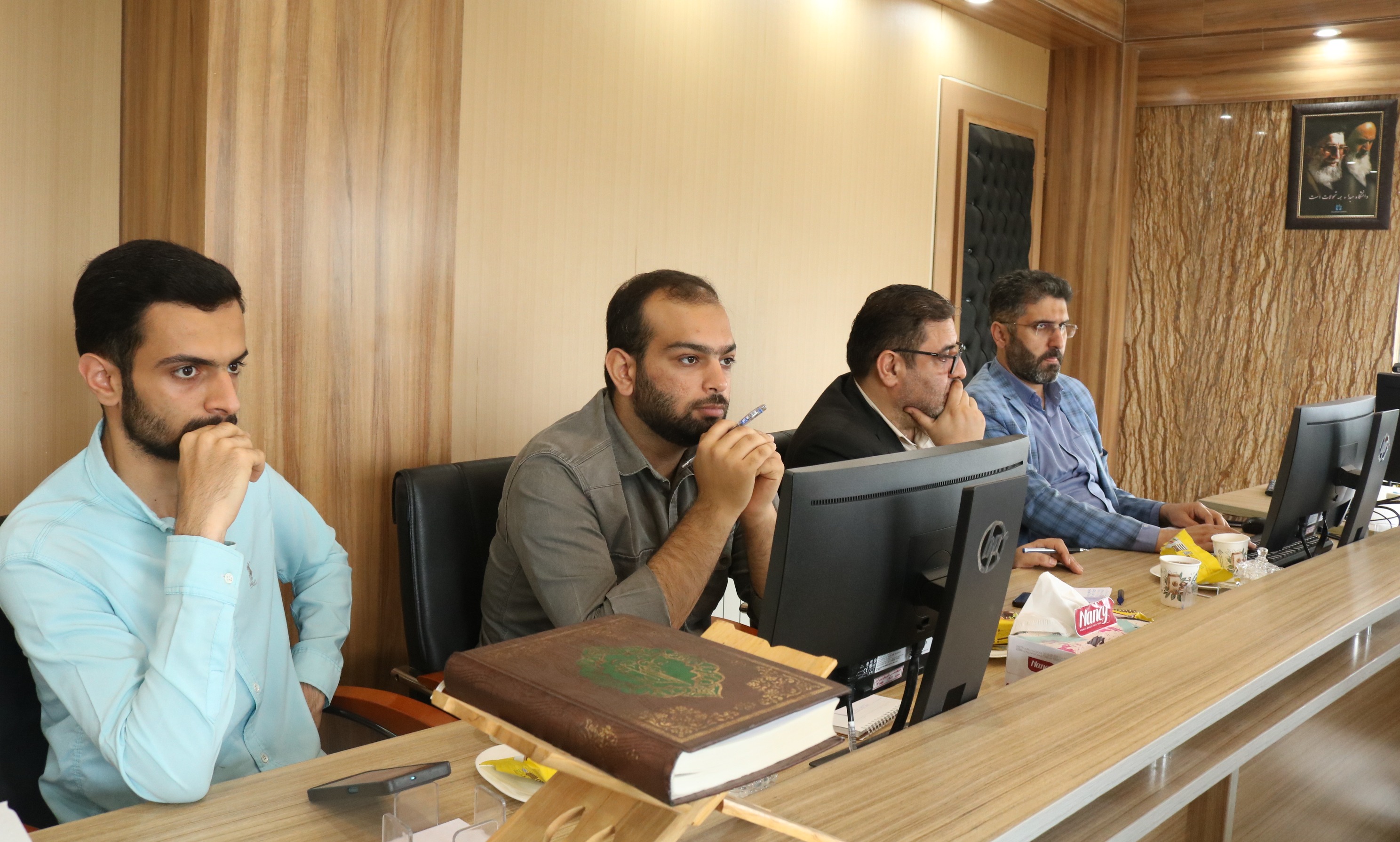 جلسه شورای فرهنگی و ستاد اقامه نماز دانشگاه تخصصی فناوری های نوین آمل برگزار شد