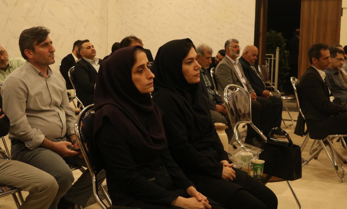 آیین گرامیداشت روز کارمند / تجلیل از کارمندان نمونه