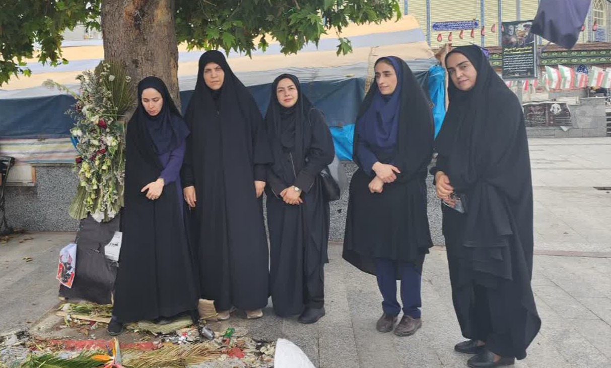 حضور بانوان دانشگاه تخصصی فناوری های نوین آمل در اجتماع بزرگ زینبیون