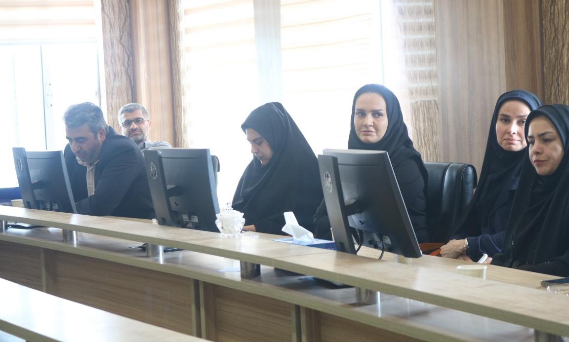 نشست هم اندیشی رئیس دفتر ریاست با معاونین، مدیران، و کارشناسان (ویژه منصوبین جدید)