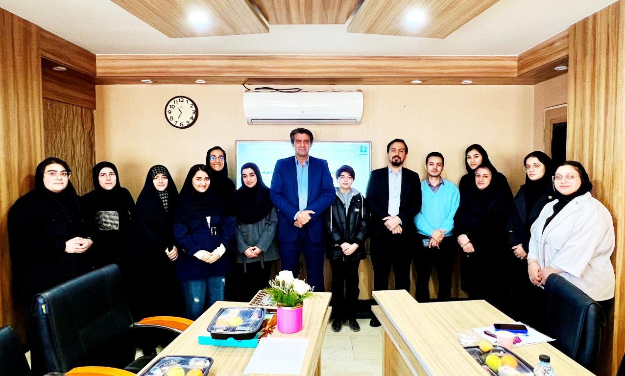 اولین دفاعیه از پایان نامه کارشناسی ارشد رشته گیاهان دارویی