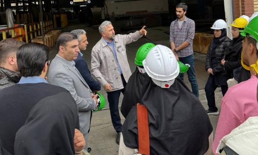 بازدید دانشجویان دانشگاه تخصصی فناوری های نوین آمل از شرکت دابو صنعت
