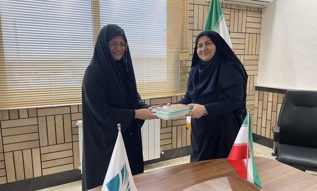  بازدید دبیر مراکز مشاوره منطقه ای از مرکز مشاوره و خوابگاه های خودگردان