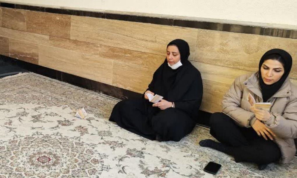 برگزاری مراسم معنوی قرائت زیارت عاشورا به مناسبت نیمه شعبان