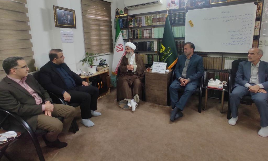 دیدار و گفتگوی اعضای هیات رئیسه دانشگاه با امام جمعه شهر آمل