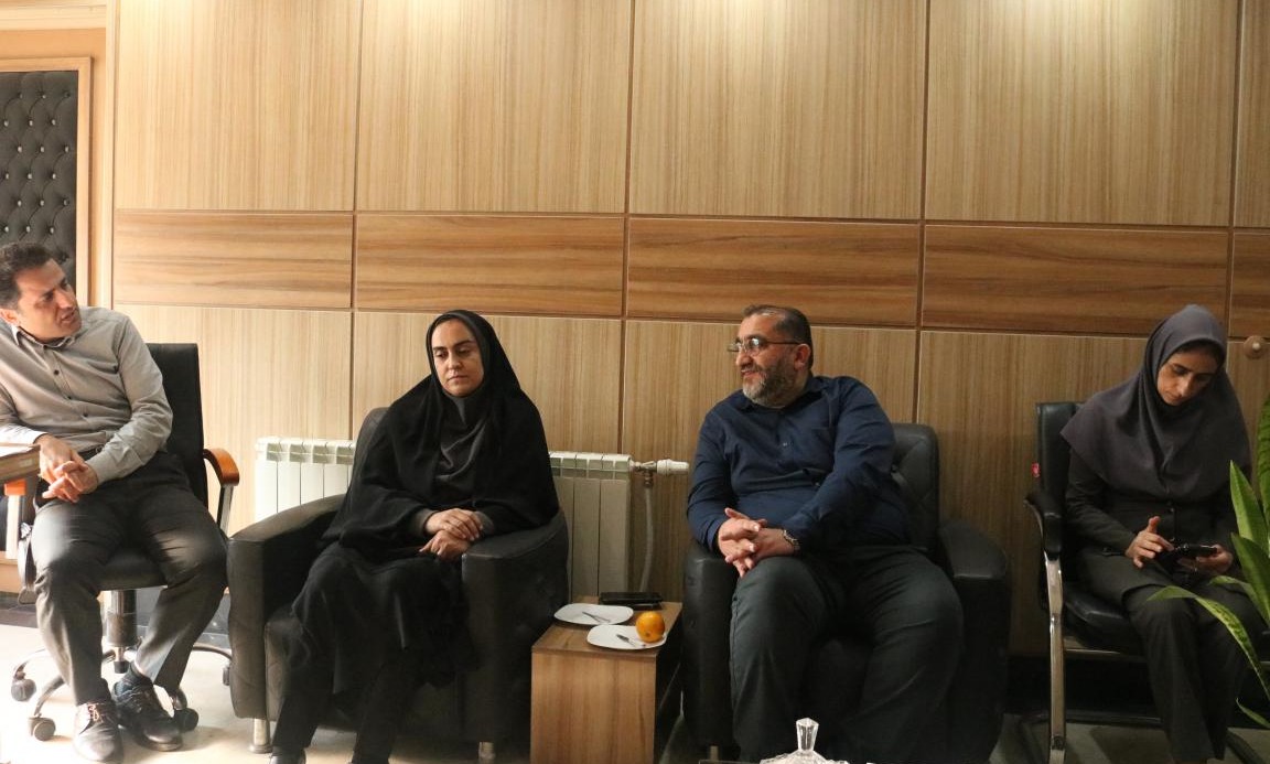 تقدیر از همکاران حوزه مالی دانشگاه به مناسبت روز حسابداری