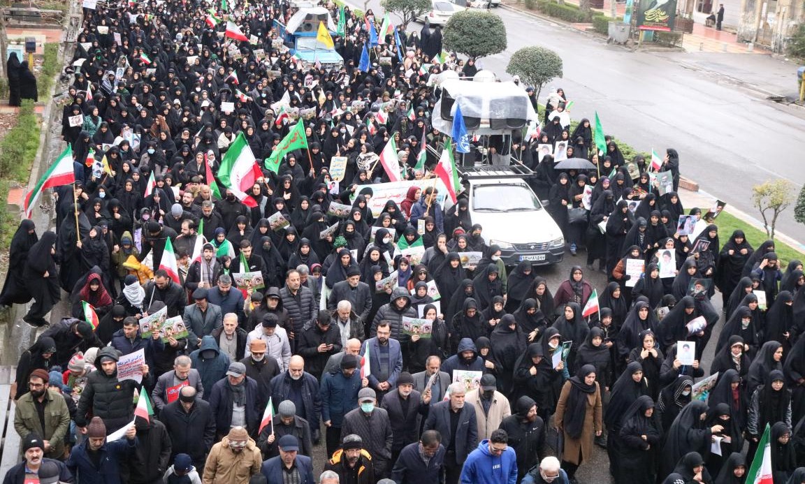 حضور دانشگاهیان دانشگاه تخصصی فناوری های نوین آمل در راهپیمایی روز قدس