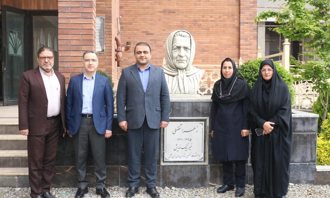 دیدار صمیمانه هیأت رئیسه با کارمندان دانشگاه