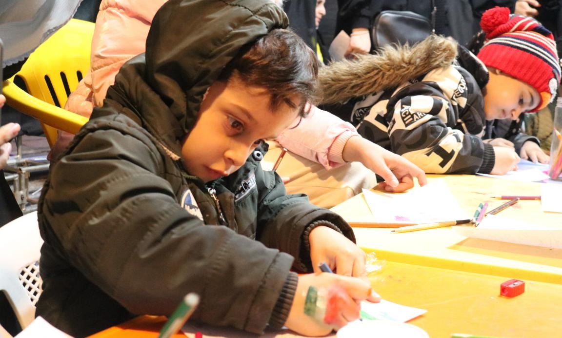 برپایی موکب دانشگاه به مناسبت دهه کرامت و روز دختر در میدان 17 شهریور آمل