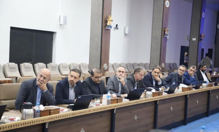 حضور دکتر جعفری در نشست استاندار مازندران با روسای دانشگاه های استان / تأکید بر برگزاری حضوری کلاس ها و نقش آفرینی دانشگاه ها در توسعه استان