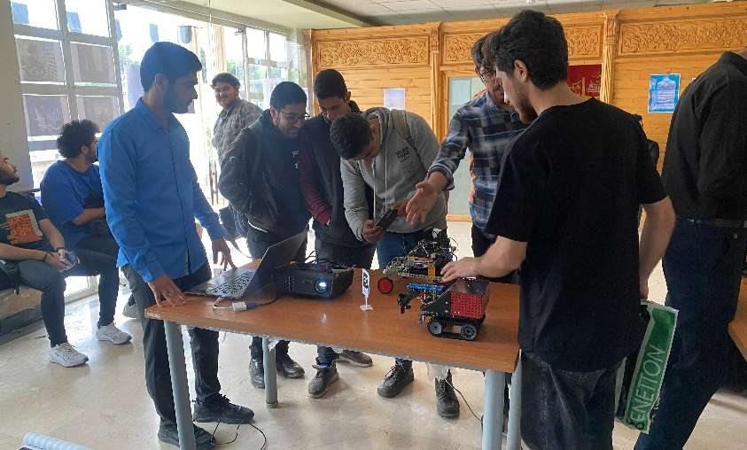 The Establishment of the Exhibition of Robotics and Artificial Intelligence Achievements at Amol University of Special Modern Technologies