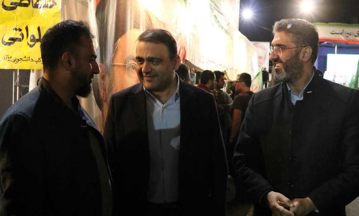 برپایی موکب دانشگاه به مناسبت دهه کرامت و روز دختر در میدان 17 شهریور آمل