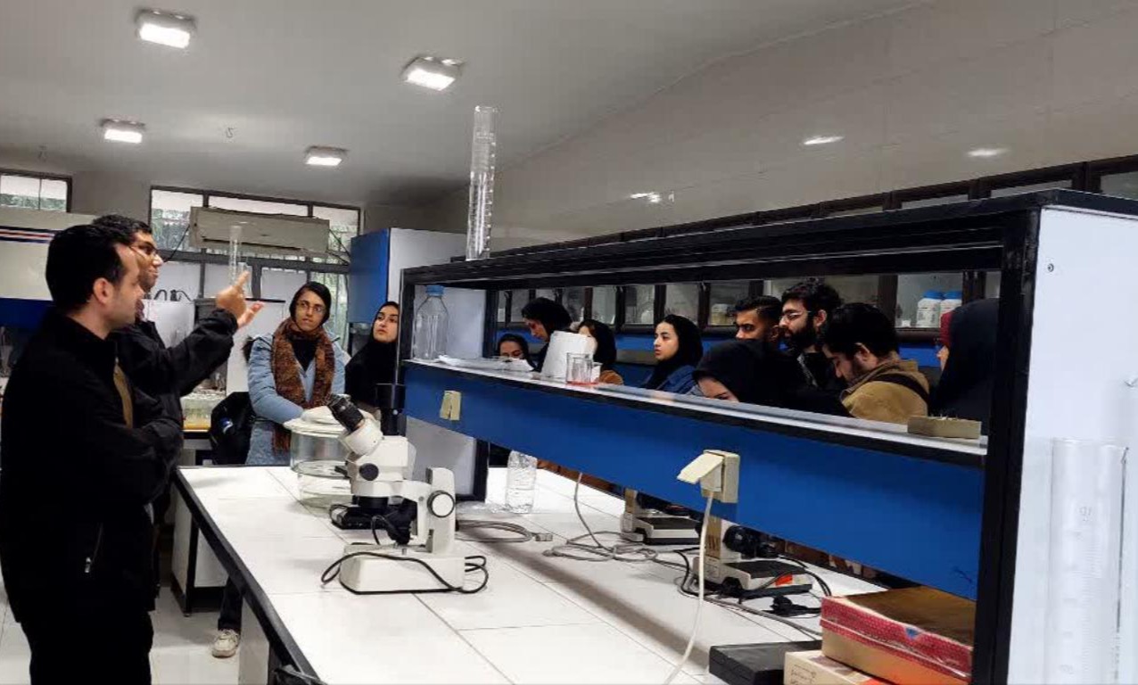 بازدید علمی دانشجویان از مرکز تحقیقات کشاورزی مازندران 