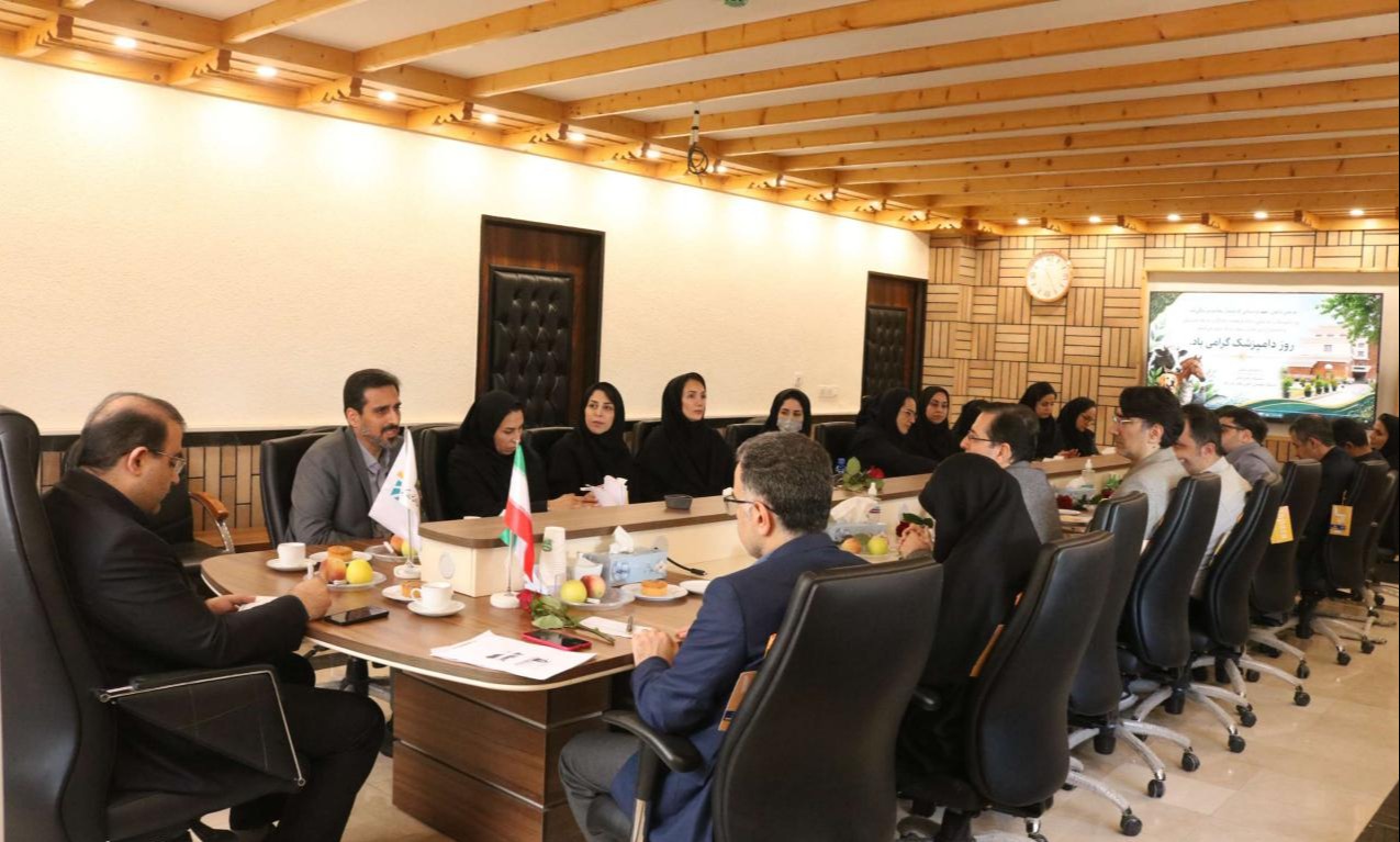 گرامیداشت روز ملی دامپزشکی در دانشگاه تخصصی فناوری های نوین آمل