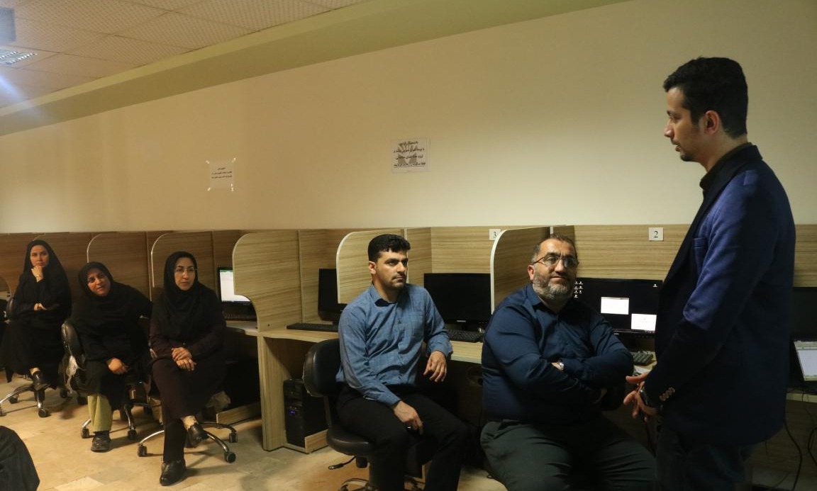 کارگاه آموزش Excel ویژه کارمندان دانشگاه