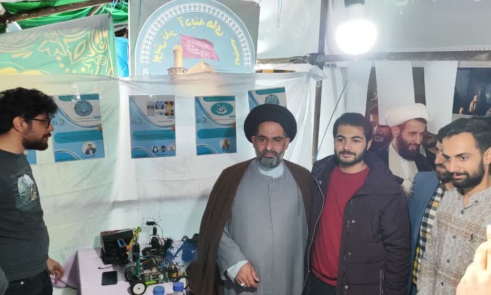 حضور فعال دانشگاه تخصصی فناوری های نوین آمل در سومین جشنواره حیات فاطمی شهرستان آمل