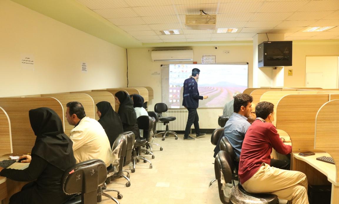 کارگاه آموزش Excel ویژه کارمندان دانشگاه