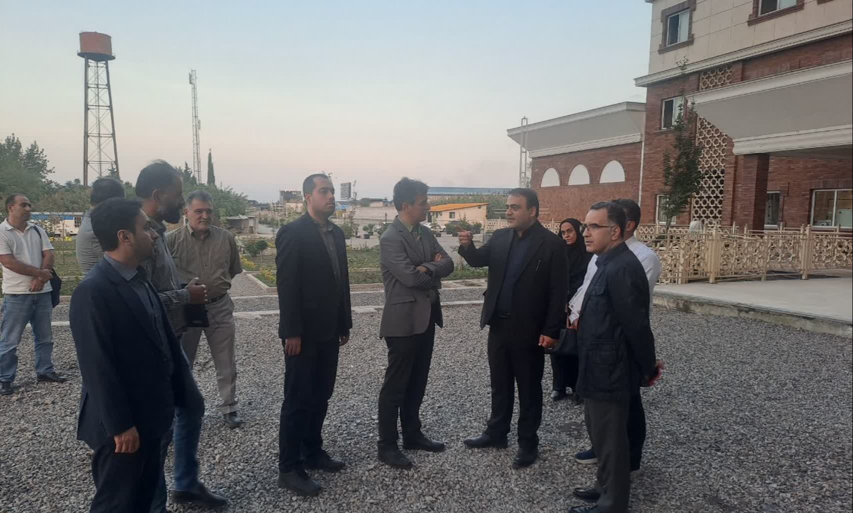بازدید معاون عمرانی امور آموزش عالی سازمان برنامه و بودجه کشور از پروژه های عمرانی دانشگاه؛ تأکید بر پیگیری تأمین اعتبار خوابگاه خواهران