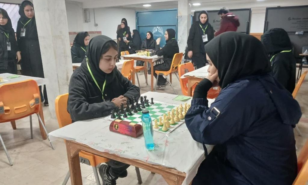 درخشش دانشجوی دانشگاه تخصصی فناوری های نوین آمل در مسابقات شطرنج منطقه دو کشور