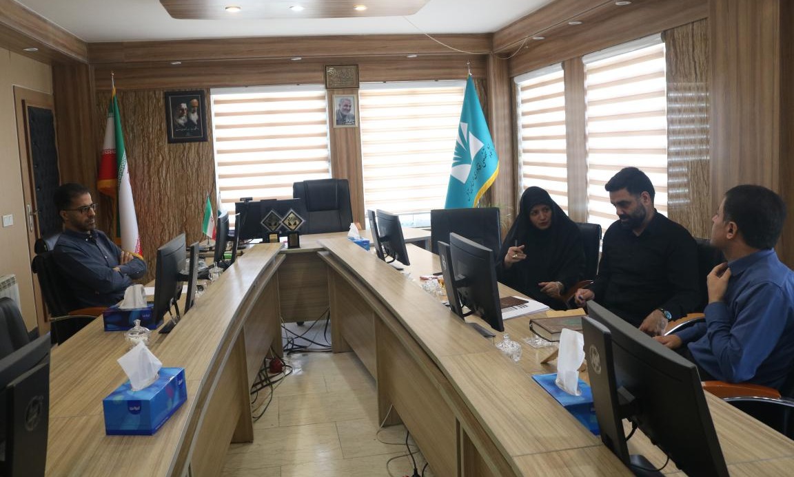 جلسه کمیسیون خوابگاه خودگردان با حضور سرپرست دانشگاه
