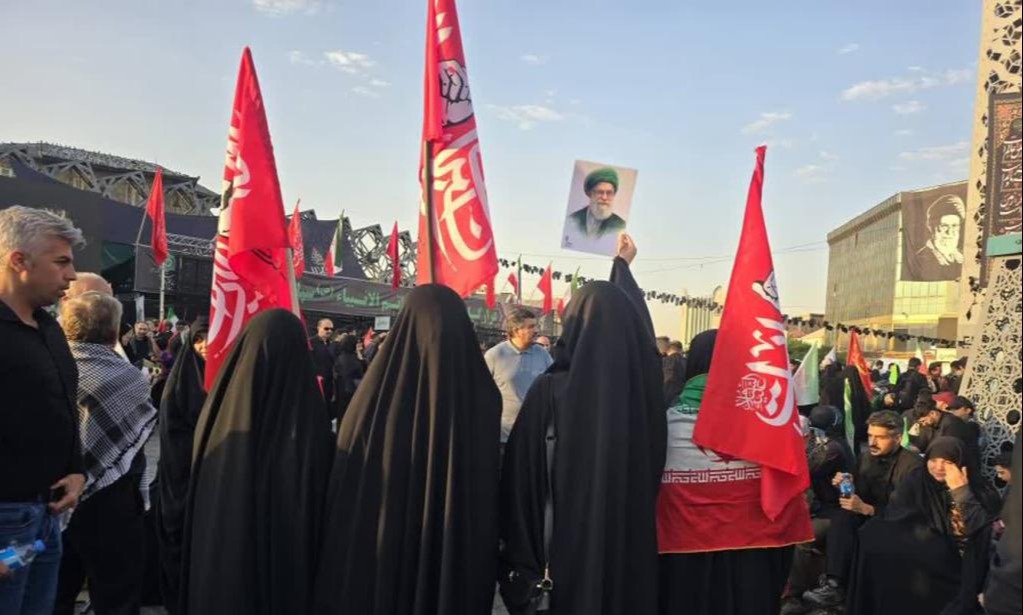 حضور پرشور دانشگاهیان دانشگاه تخصصی فناوری های نوین آمل در آیین وداع و تشییع پیکر مطهر قائد شهید امت