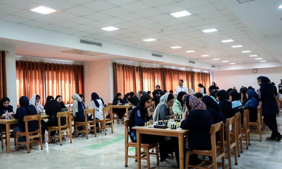 حضور دانشگاه تخصصی فناوری های نوین آمل در هفدهمین المپیاد ورزشی دانشجویان کشور / درخشش در شنا، شطرنج و تنیس روی میز